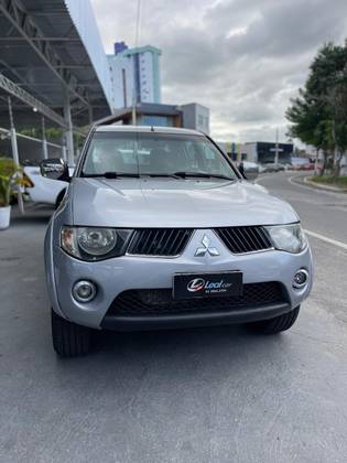MITSUBISHI L200 TRITON 3.2 HPE 4X4 CD 16V TURBO INTERCOOLER DIESEL 4P AUTOMÁTICO